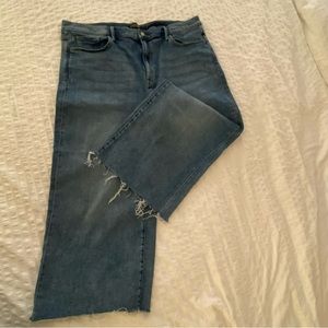Banana Republic high-rise, wide-leg, crop jeans. Size 34.